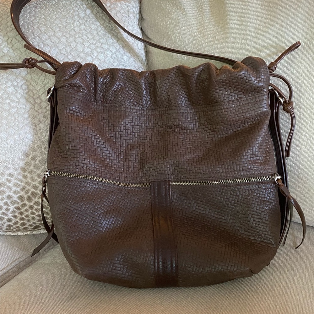 Rough and Tumble medium train Double zip